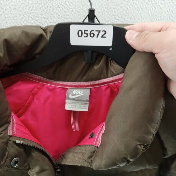 Nike Jacket Womens Small 4/6 Taupe Tan Puffer Down Insulated Fitted Fleece Lined - Picture 9 of 9